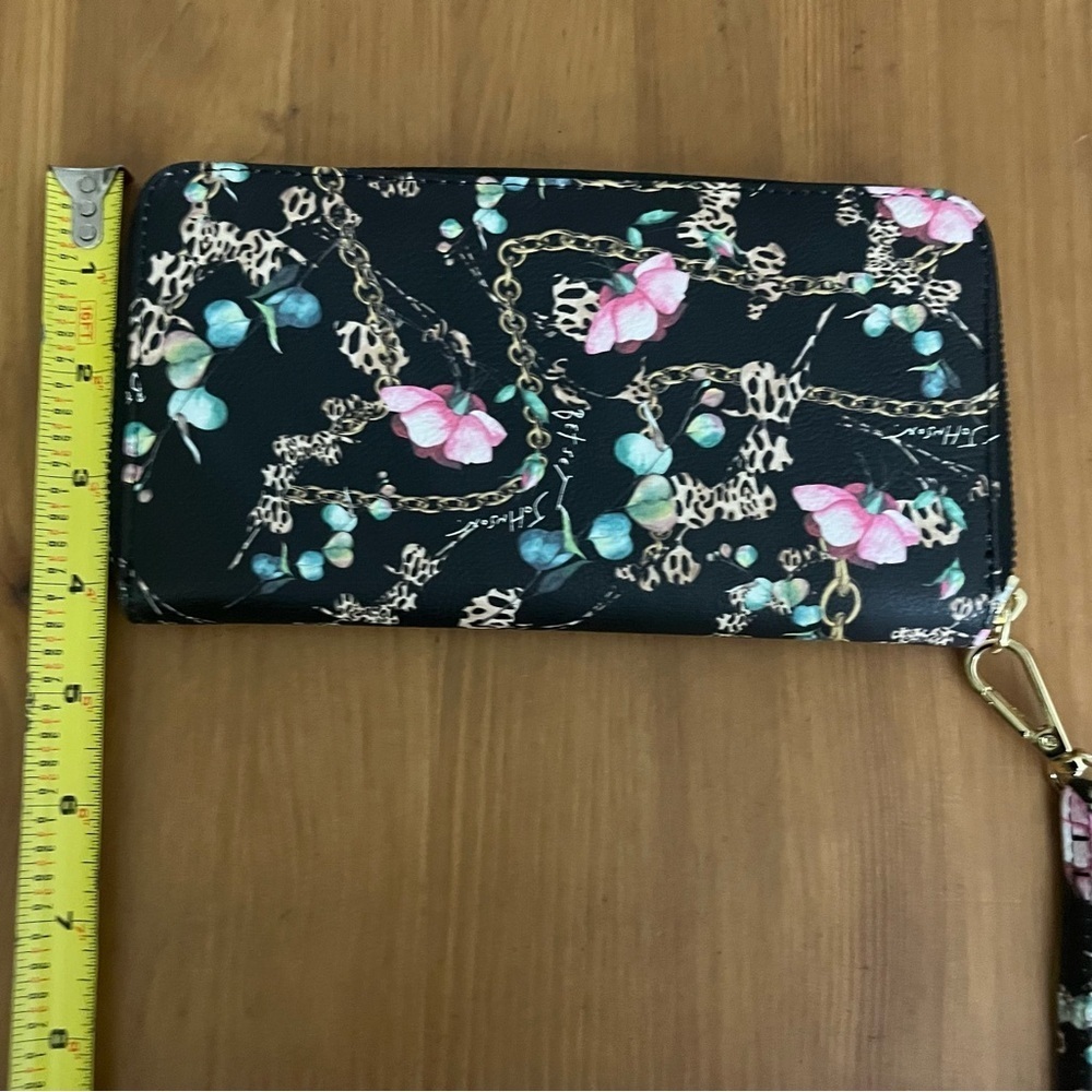 Betsey Johnson Black Floral Gold Chain Women's Trifold Wristlet Wallet - Picture 3 of 6